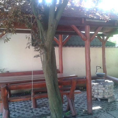 Tulipán Vendégház Hajdúszoboszló Extérieur photo