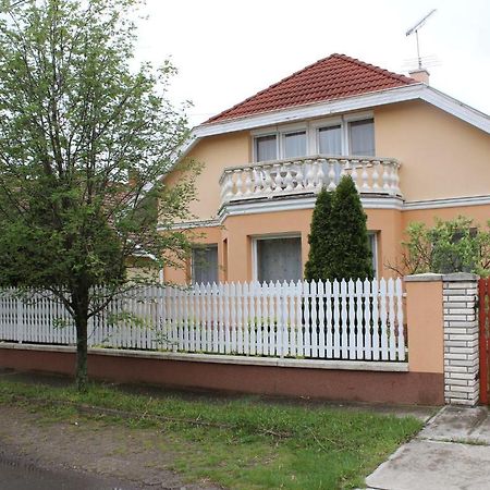 Tulipán Vendégház Hajdúszoboszló Extérieur photo