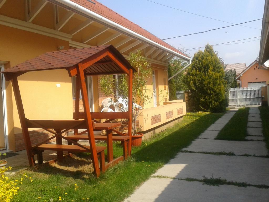Tulipán Vendégház Hajdúszoboszló Extérieur photo