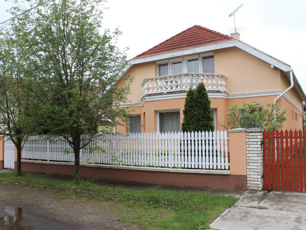 Tulipán Vendégház Hajdúszoboszló Extérieur photo